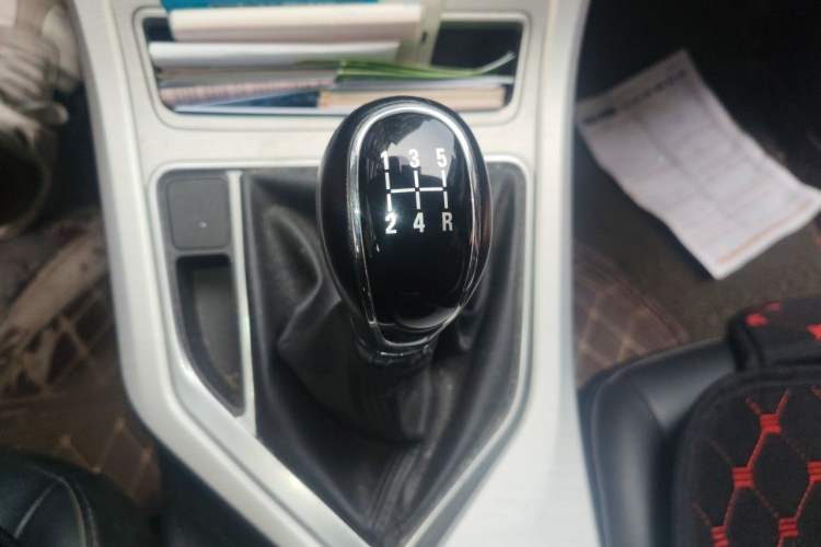Used Geely Auto Vision 2018 1.5L Manual Happiness Edition Gear Lever