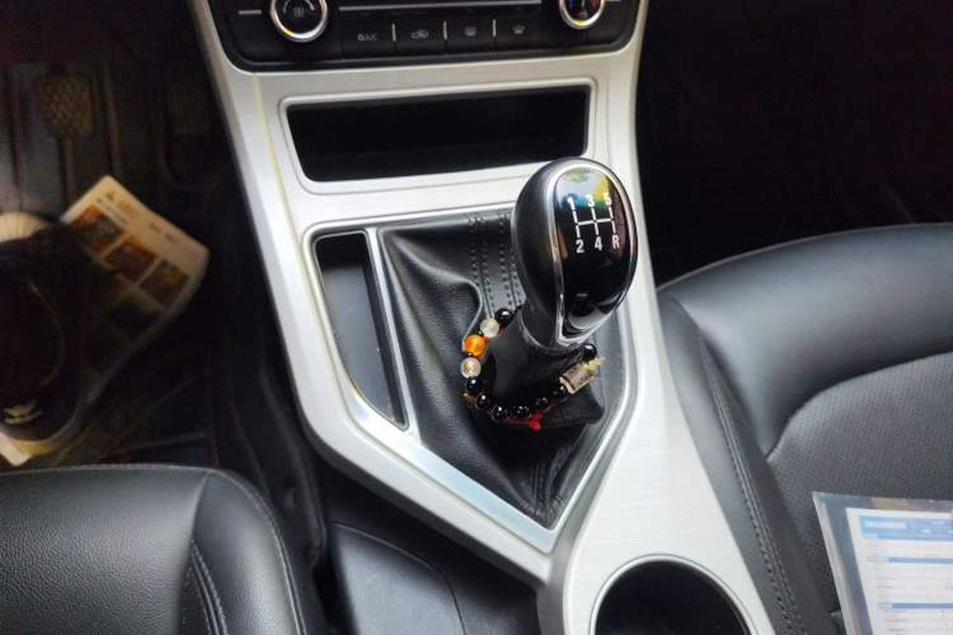 Used Geely Auto Vision 2018 1.5L Manual Happiness Edition Gear Lever