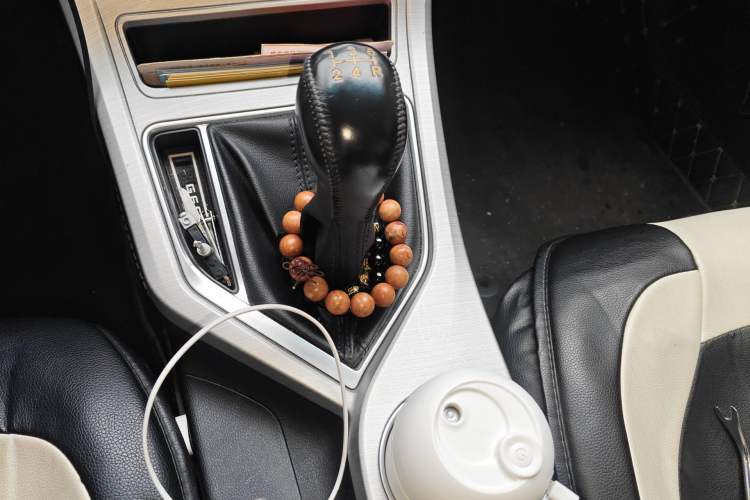 Used Geely Auto Vision 2018 1.5L Manual Happiness Edition Gear Lever