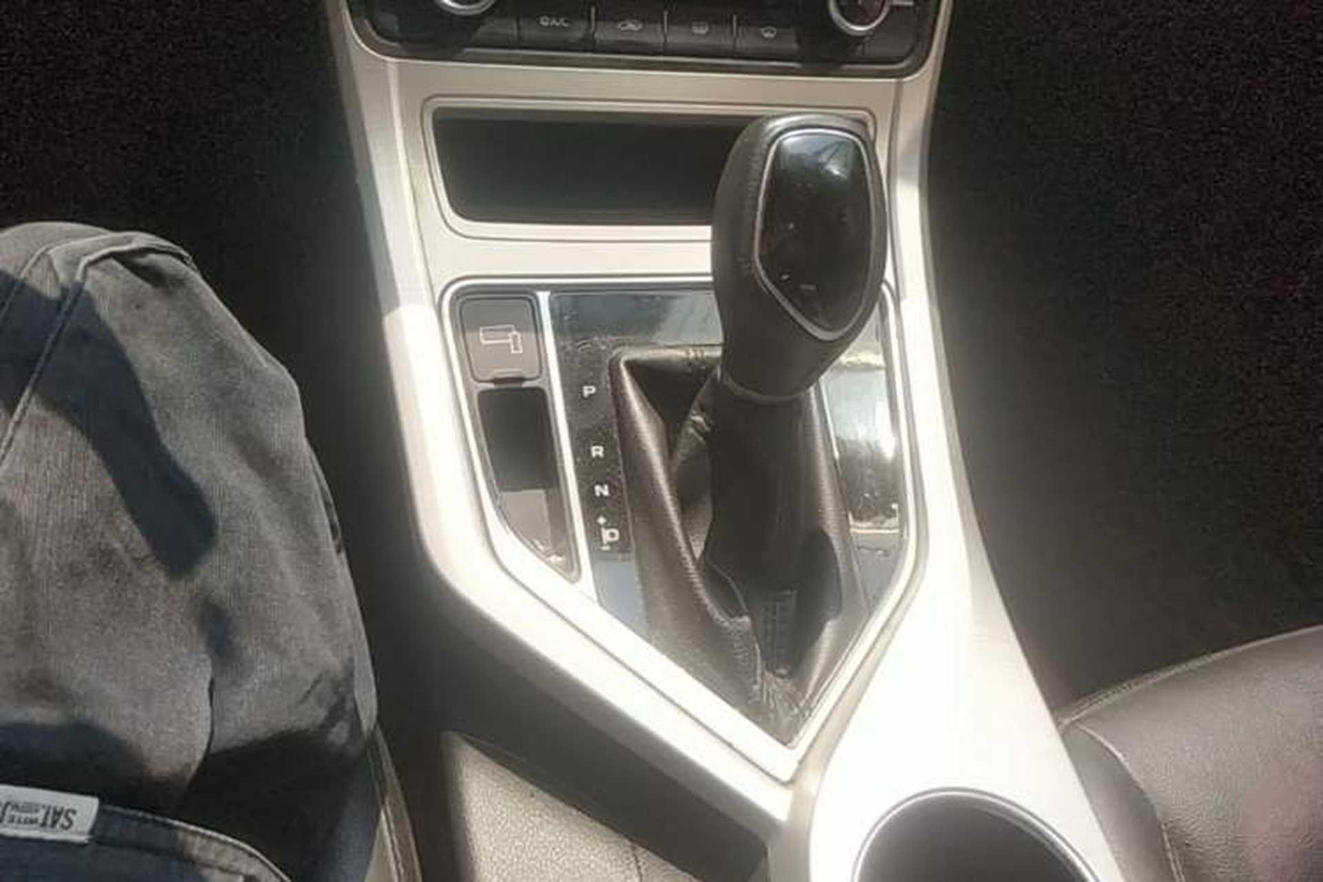 Used Geely Auto Vision 2018 1.5L Automatic Happiness Edition Gear Lever