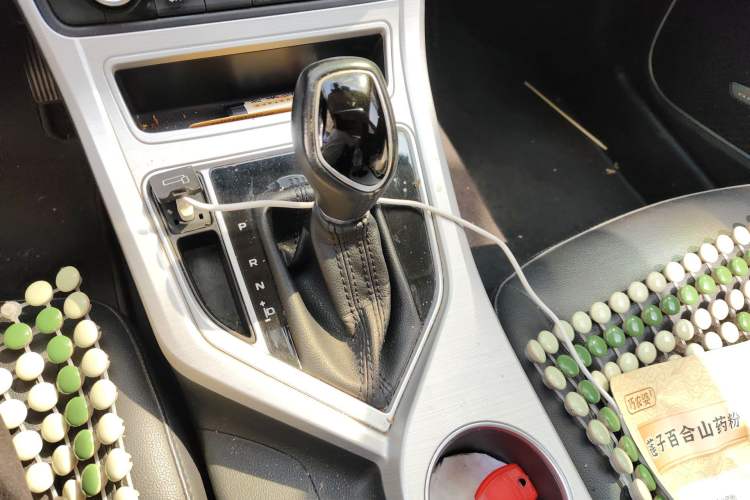 Used Geely Auto Vision 2018 1.5L Automatic Prestige Model Gear Lever