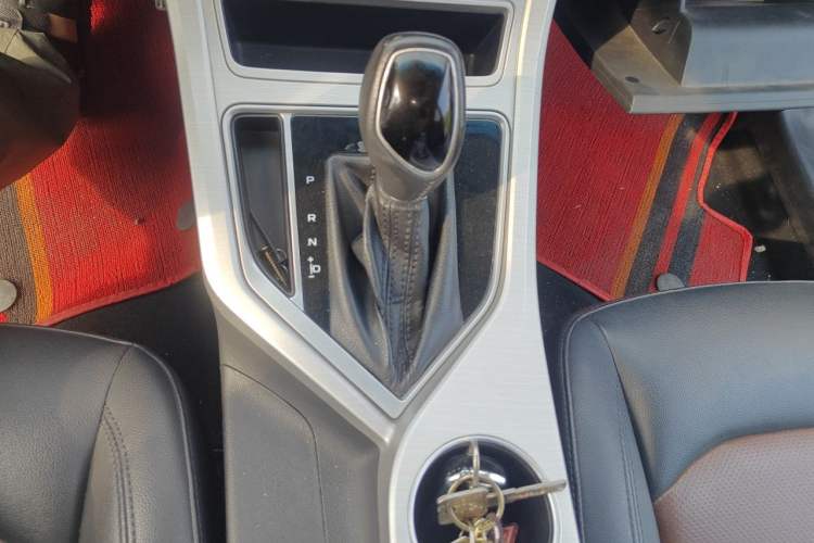 Used Geely Auto Vision 2018 1.5L Automatic Happiness Edition Gear Lever