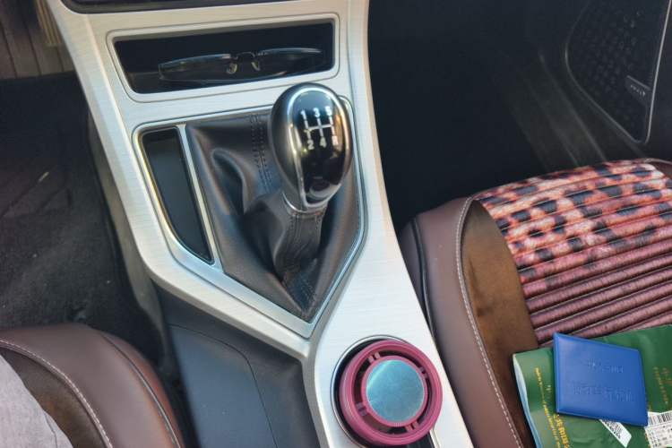 Used Geely Auto Vision 2018 1.5L Manual Happiness Edition Gear Lever
