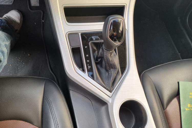 Used Geely Auto Vision 2018 1.5L Automatic Happiness Edition Gear Lever