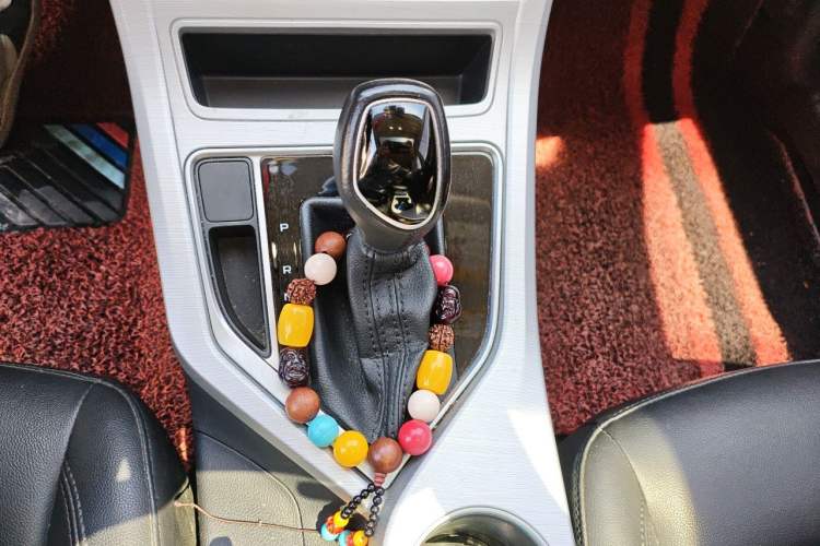 Used Geely Auto Vision 2018 1.5L Automatic Prestige Model Gear Lever
