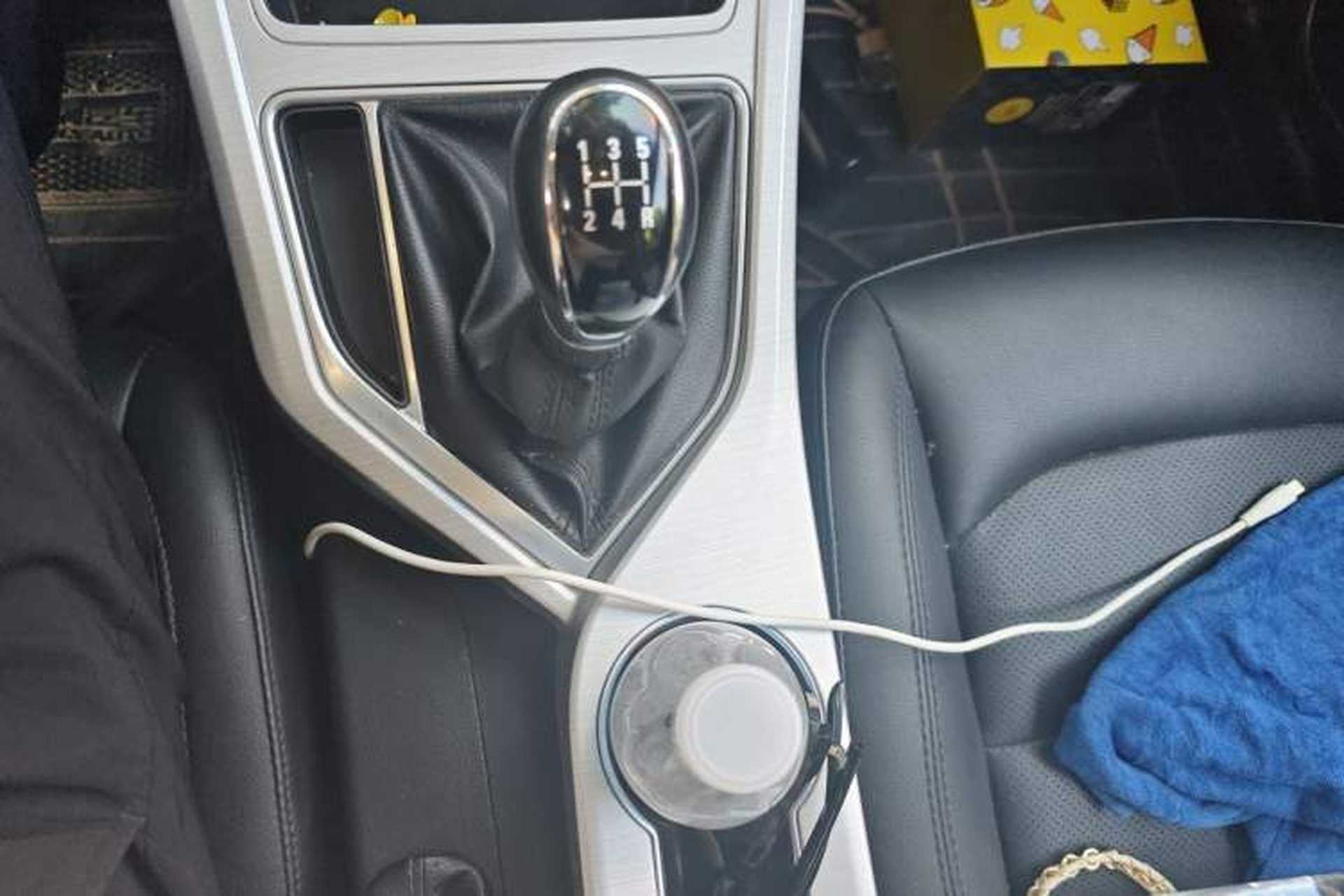 Used Geely Auto Vision 2018 1.5L Manual Happiness Edition Gear Lever