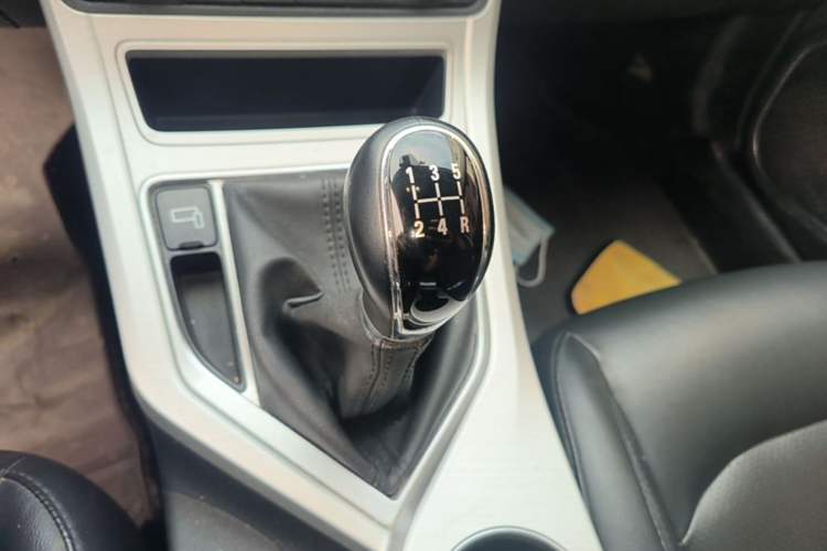 Used Geely Auto Vision 2018 1.5L Manual Happiness Edition Gear Lever
