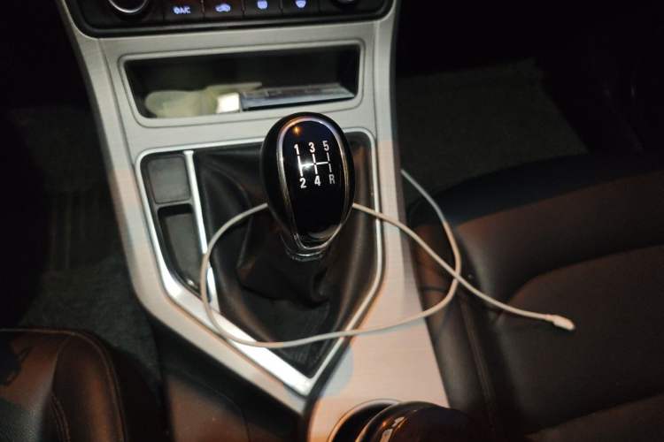 Used Geely Auto Vision 2018 1.5L Manual Happiness Edition Gear Lever