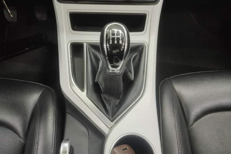 Used Geely Auto Vision 2018 1.5L Manual Happiness Edition Gear Lever