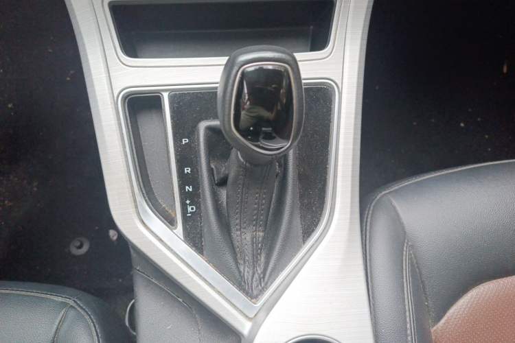 Used Geely Auto Vision 2018 1.5L Automatic Happiness Edition Gear Lever
