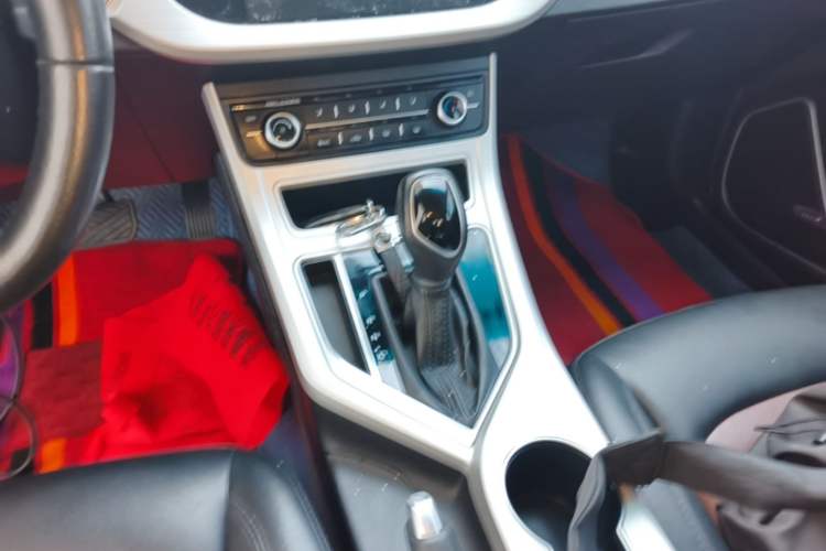 Used Geely Auto Vision 2018 1.5L Automatic Prestige Model Gear Lever
