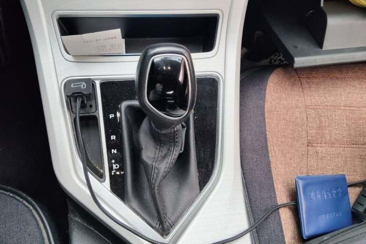 Used Geely Auto Vision 2018 1.5L Automatic Happiness Edition Gear Lever