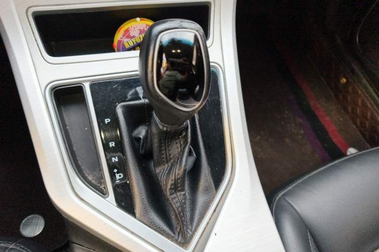 Used Geely Auto Vision 2018 1.5L Automatic Prestige Model Gear Lever