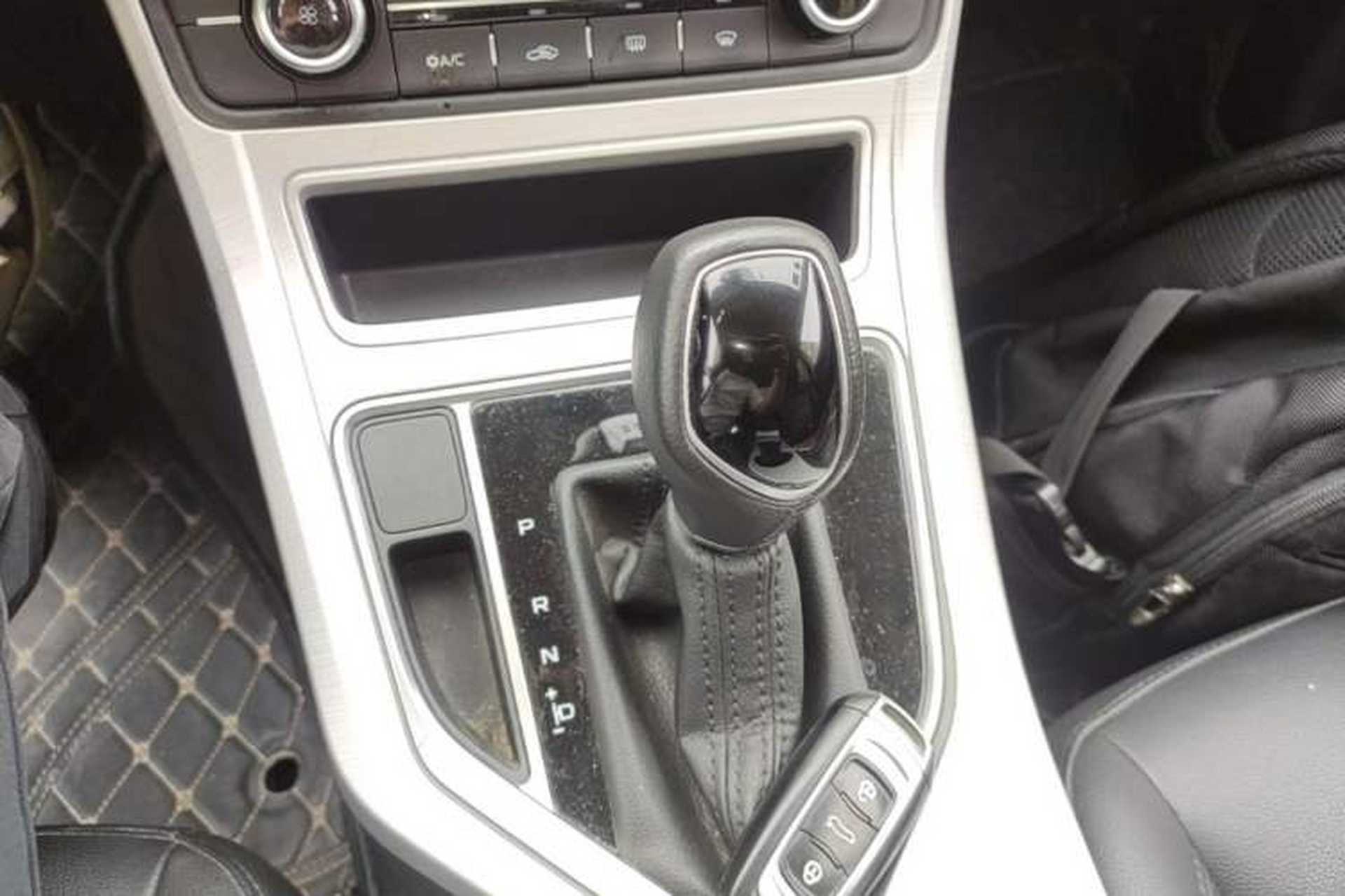 Used Geely Auto Vision 2018 1.5L Automatic Happiness Edition Gear Lever
