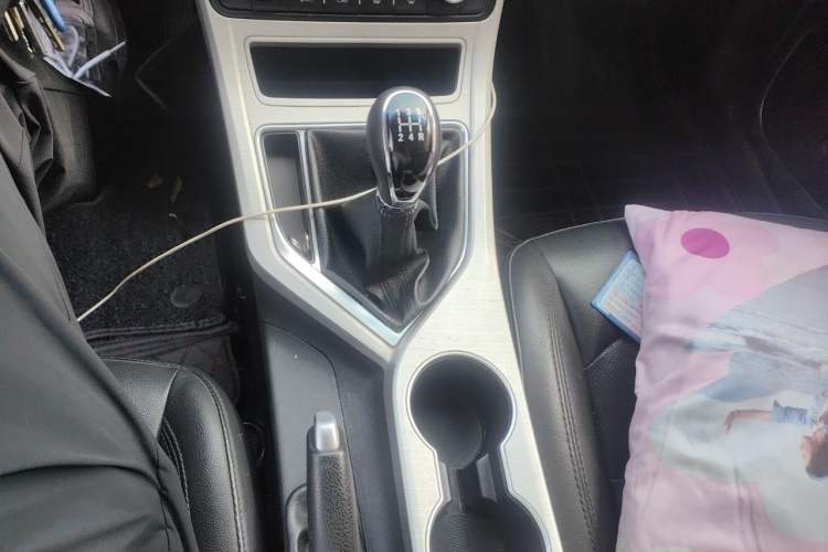 Used Geely Auto Vision 2018 1.5L Manual Happiness Edition Gear Lever