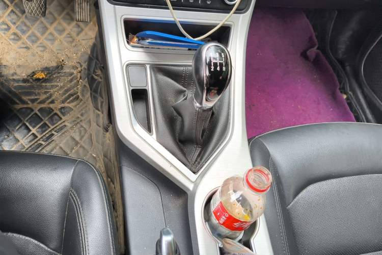Used Geely Auto Vision 2018 1.5L Manual Happiness Edition Gear Lever