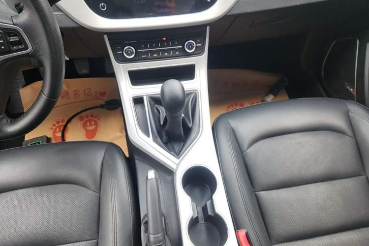 Used Geely Auto Vision 2018 1.5L Manual Happiness Edition Gear Lever