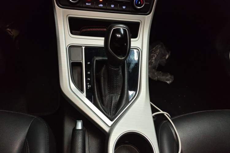 Used Geely Auto Vision 2018 1.5L Automatic Happiness Edition Gear Lever