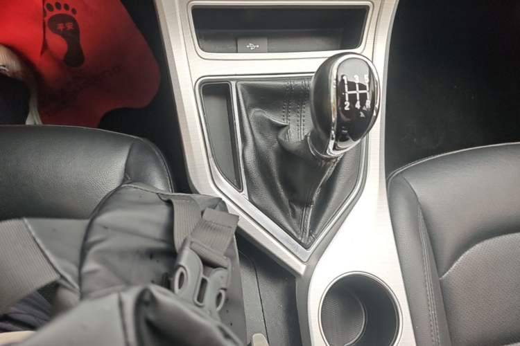 Used Geely Auto Vision 2018 1.5L Manual Happiness Edition Gear Lever