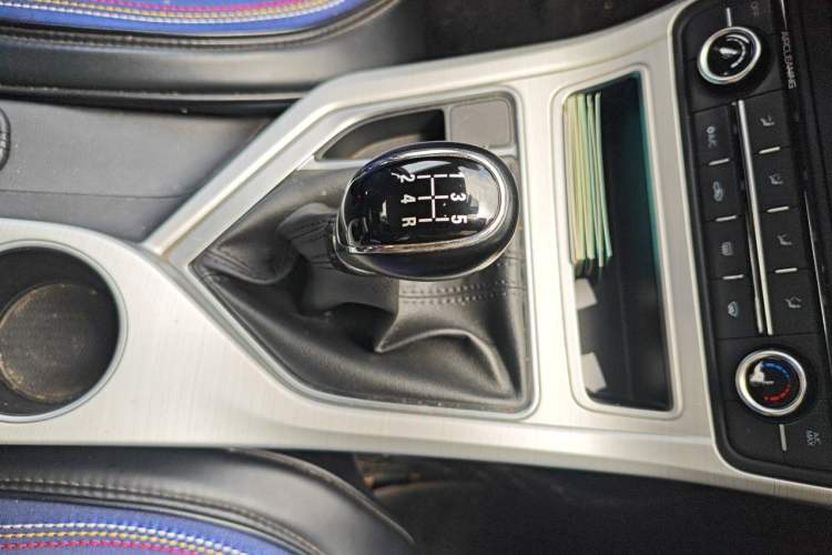 Used Geely Auto Vision 2018 1.5L Manual Happiness Edition Gear Lever