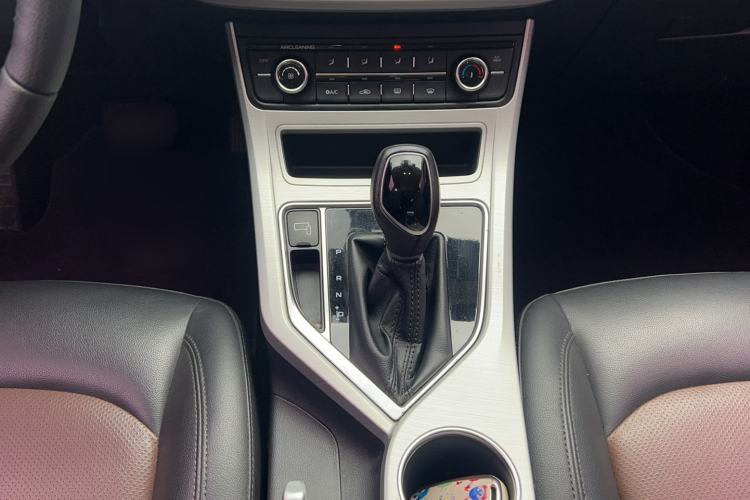 Used Geely Auto Vision 2018 1.5L Automatic Happiness Edition Gear Lever