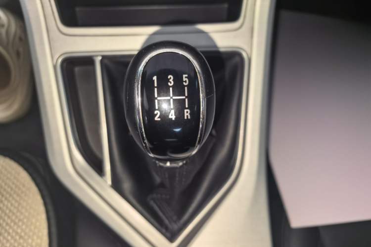 Used Geely Auto Vision 2018 1.5L Manual Happiness Edition Gear Lever