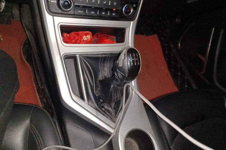 Used Geely Auto Vision 2018 1.5L Manual Happiness Edition Gear Lever