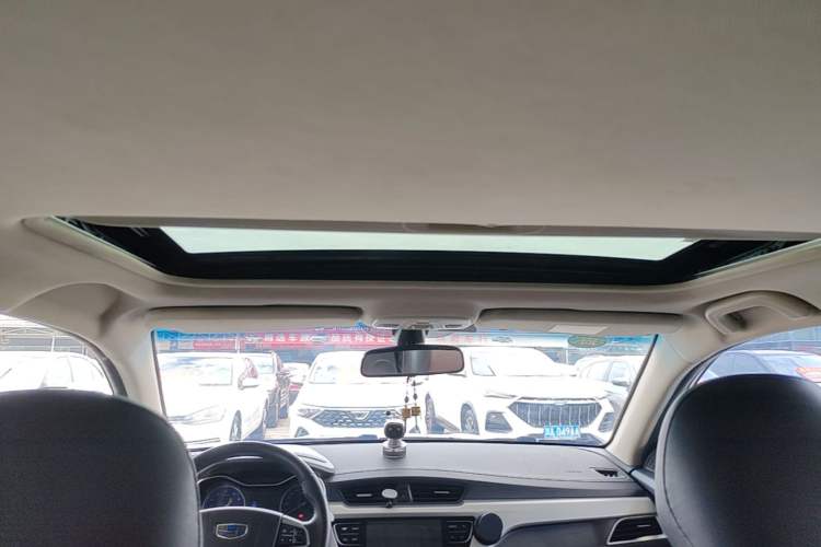 Used Geely Auto Vision 2018 1.5L Automatic Happiness Edition Headliner