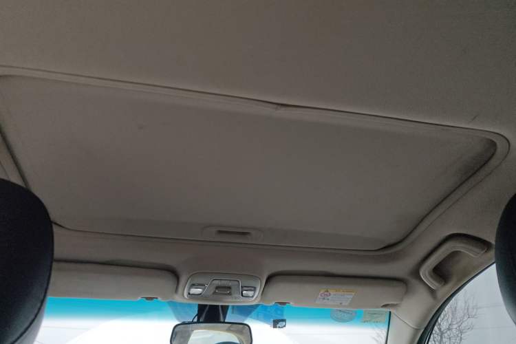 Used Geely Auto Vision 2018 1.5L Automatic Happiness Edition Headliner