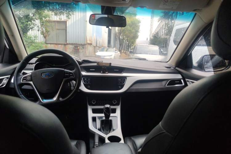 Used Geely Auto Vision 2018 1.5L Automatic Happiness Edition Headliner