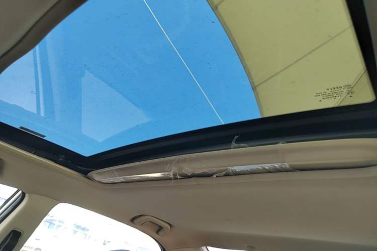 Used Geely Auto Vision 2018 1.5L Manual Happiness Edition Headliner