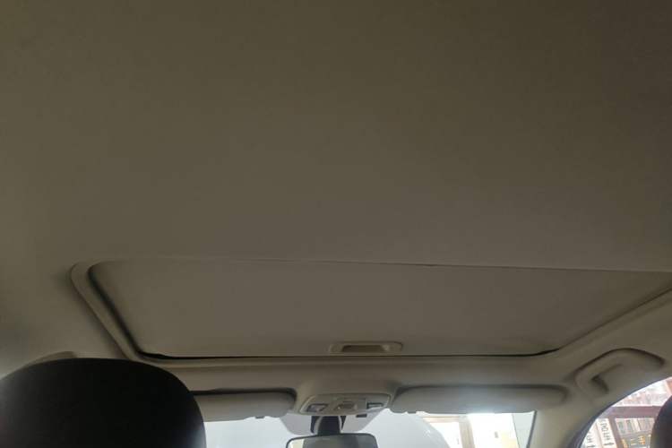 Used Geely Auto Vision 2018 1.5L Automatic Happiness Edition Headliner