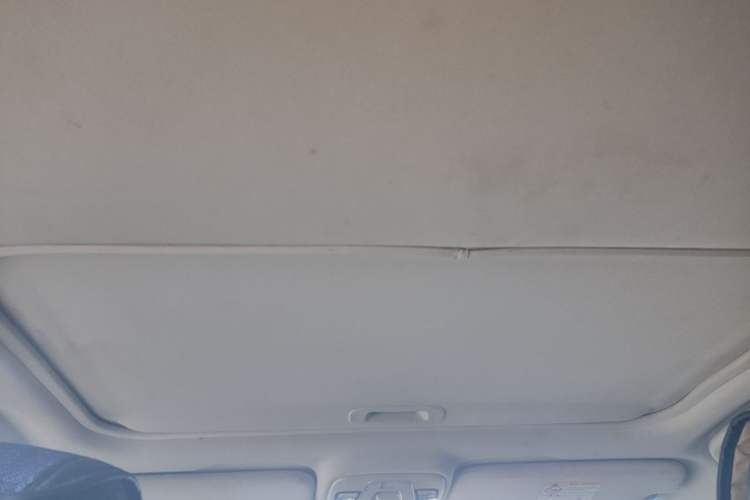 Used Geely Auto Vision 2018 1.5L Manual Happiness Edition Headliner
