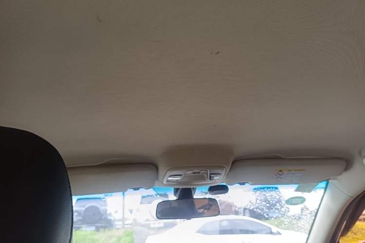 Used Geely Auto Vision 2018 1.5L Automatic Happiness Edition Headliner