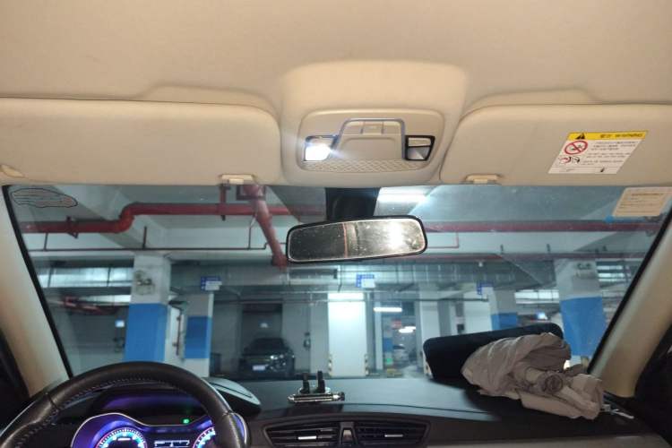 Used Geely Auto Vision 2018 1.5L Manual Happiness Edition Headliner