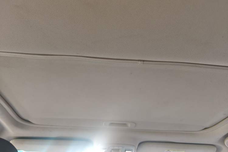 Used Geely Auto Vision 2018 1.5L Manual Happiness Edition Headliner