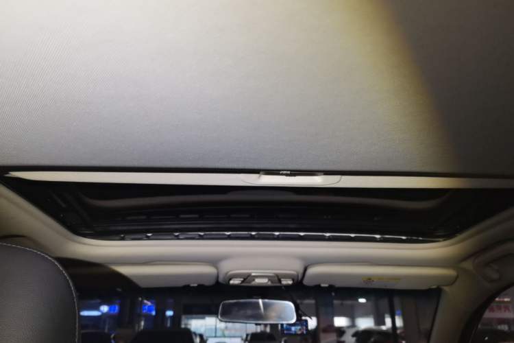 Used Geely Auto Vision 2018 1.5L Automatic Happiness Edition Headliner