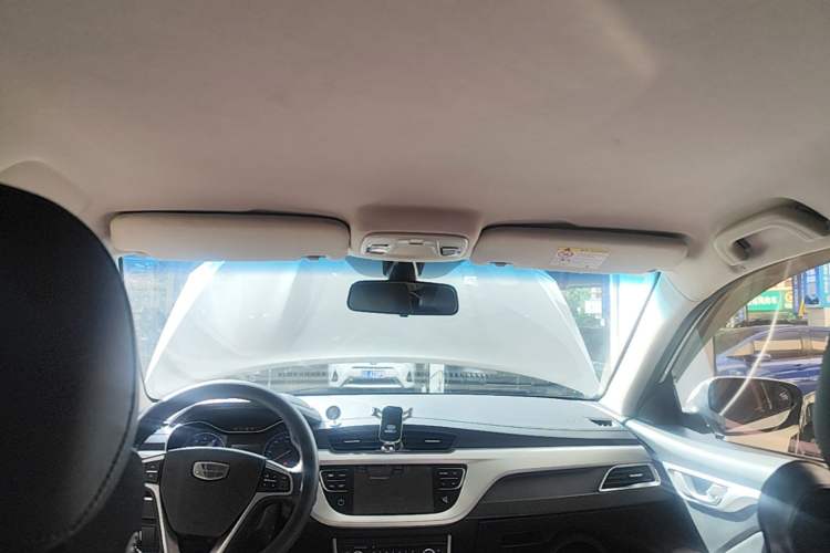 Used Geely Auto Vision 2018 1.5L Automatic Happiness Edition Headliner