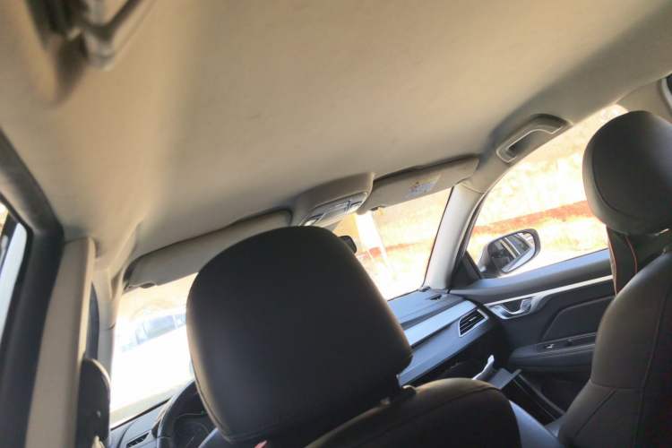 Used Geely Auto Vision 2018 1.5L Manual Happiness Edition Headliner
