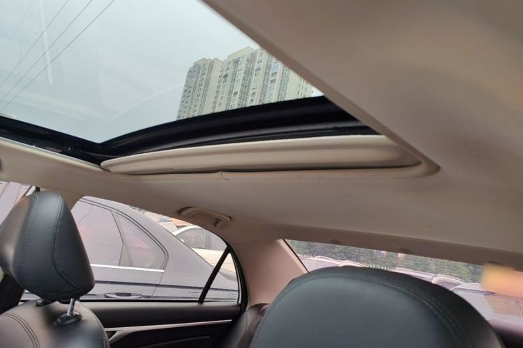 Used Geely Auto Vision 2018 1.5L Automatic Happiness Edition Headliner