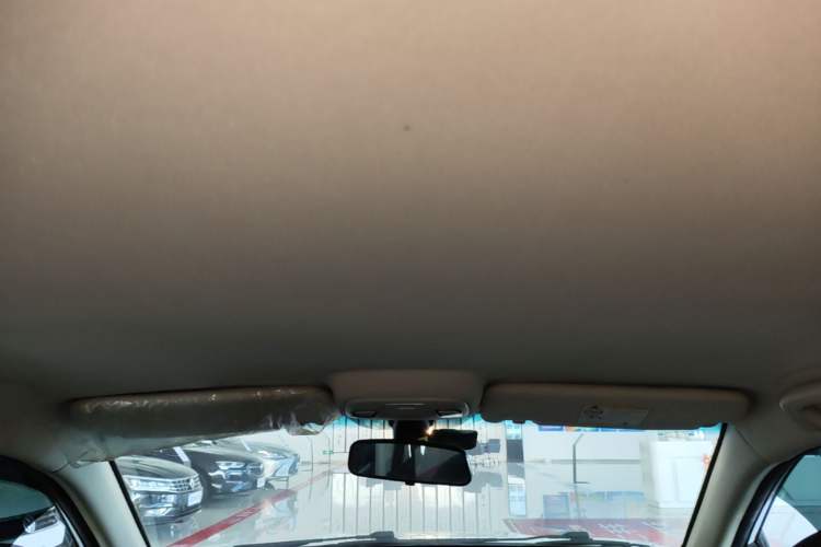Used Geely Auto Vision 2018 1.5L Manual Happiness Edition Headliner