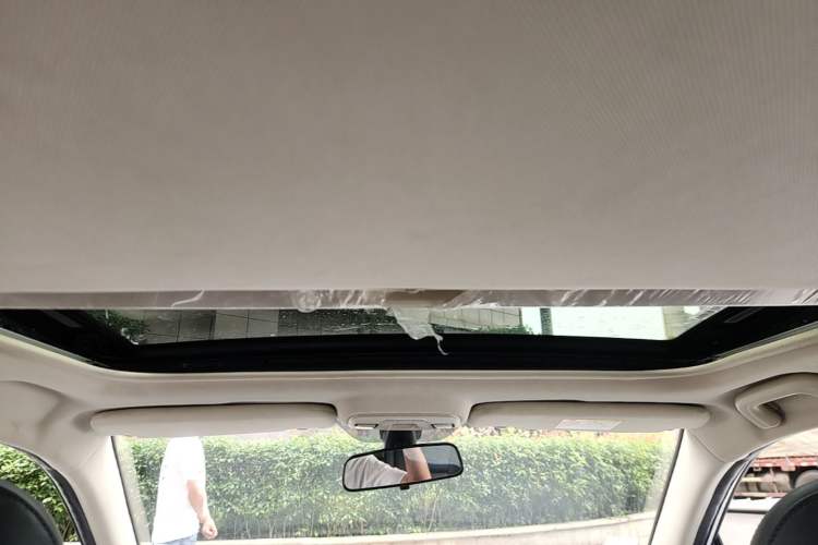 Used Geely Auto Vision 2018 1.5L Manual Happiness Edition Headliner