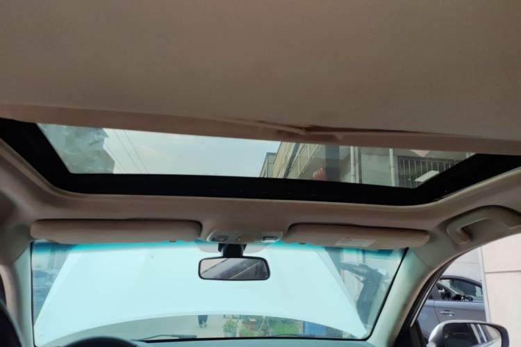 Used Geely Auto Vision 2018 1.5L Manual Happiness Edition Headliner