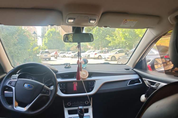 Used Geely Auto Vision 2018 1.5L Automatic Happiness Edition Headliner