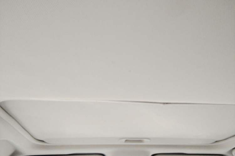 Used Geely Auto Vision 2018 1.5L Automatic Happiness Edition Headliner