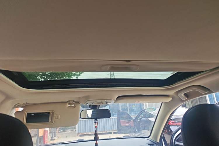 Used Geely Auto Vision 2018 1.5L Automatic Happiness Edition Headliner