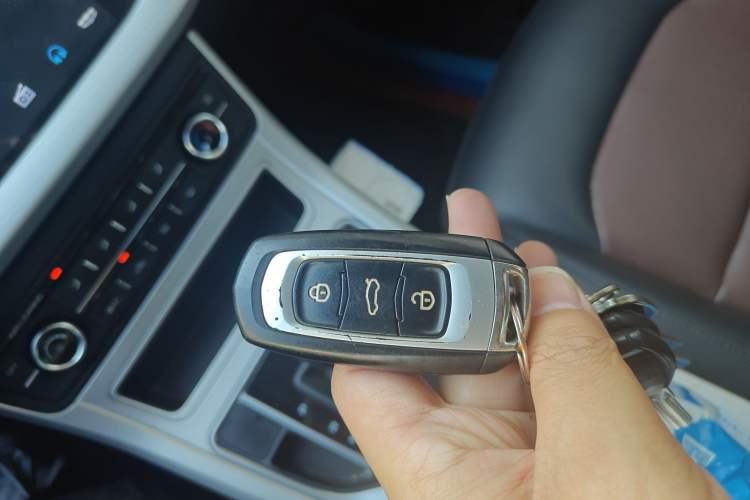 Used Geely Auto Vision 2018 1.5L Automatic Happiness Edition Interior 1