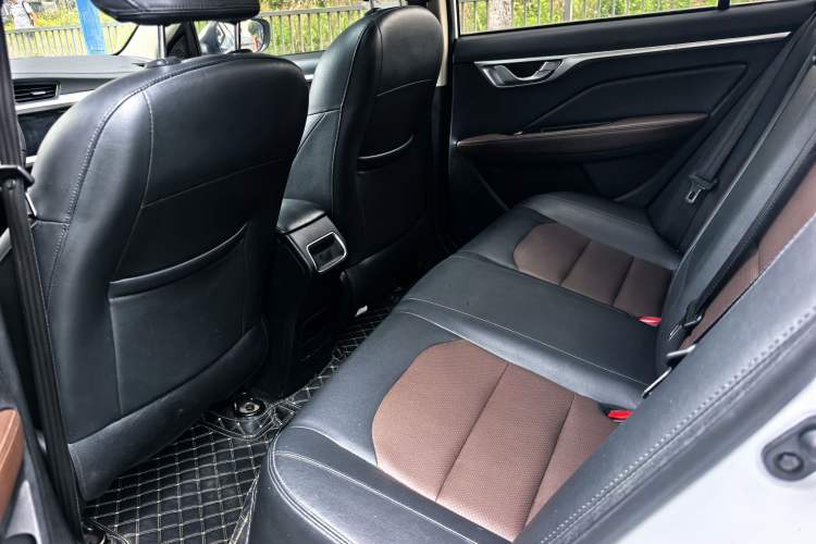 Used Geely Auto Vision 2018 1.5L Automatic Happiness Edition Interior 4