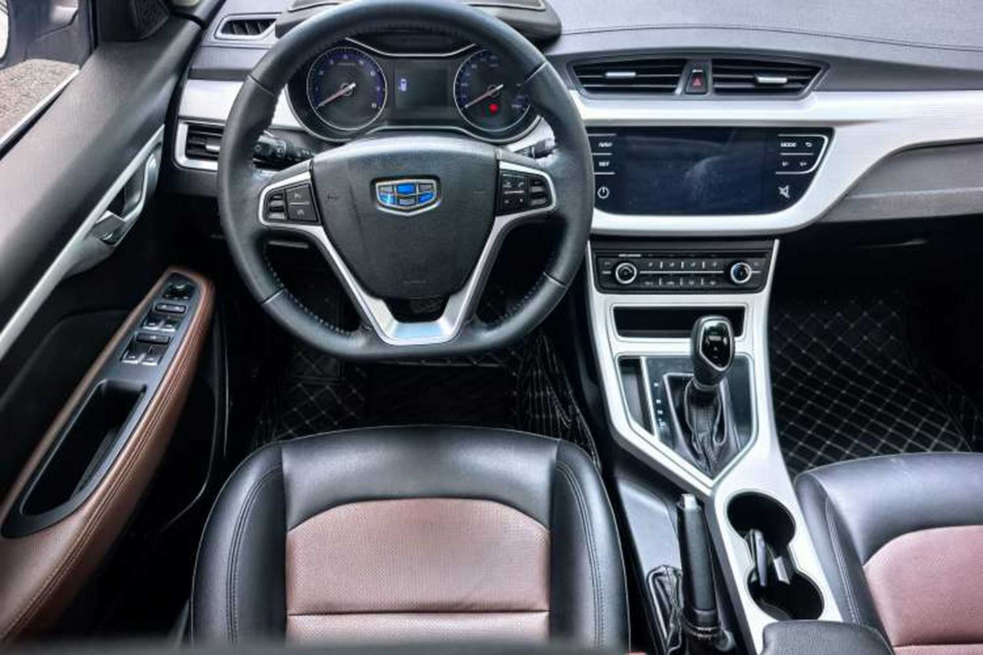 Used Geely Auto Vision 2018 1.5L Automatic Happiness Edition Interior 6