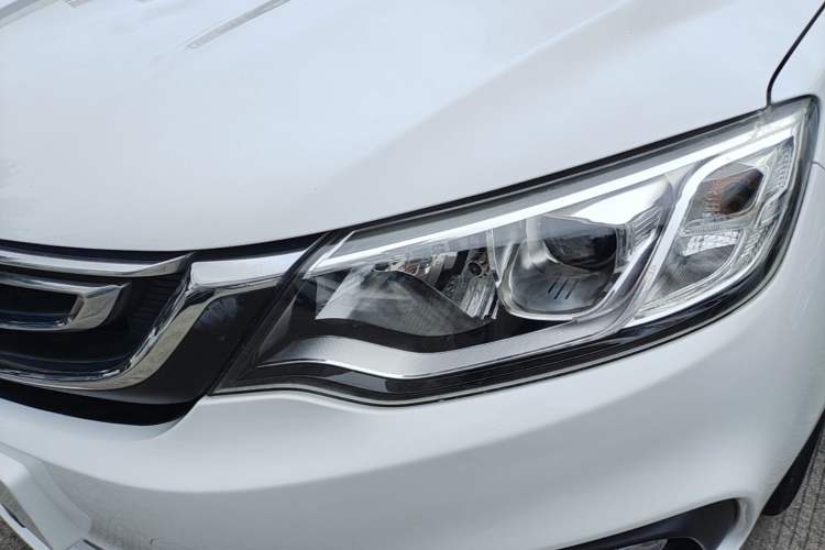 Used Geely Auto Vision 2018 1.5L Automatic Happiness Edition Left Front Headlight